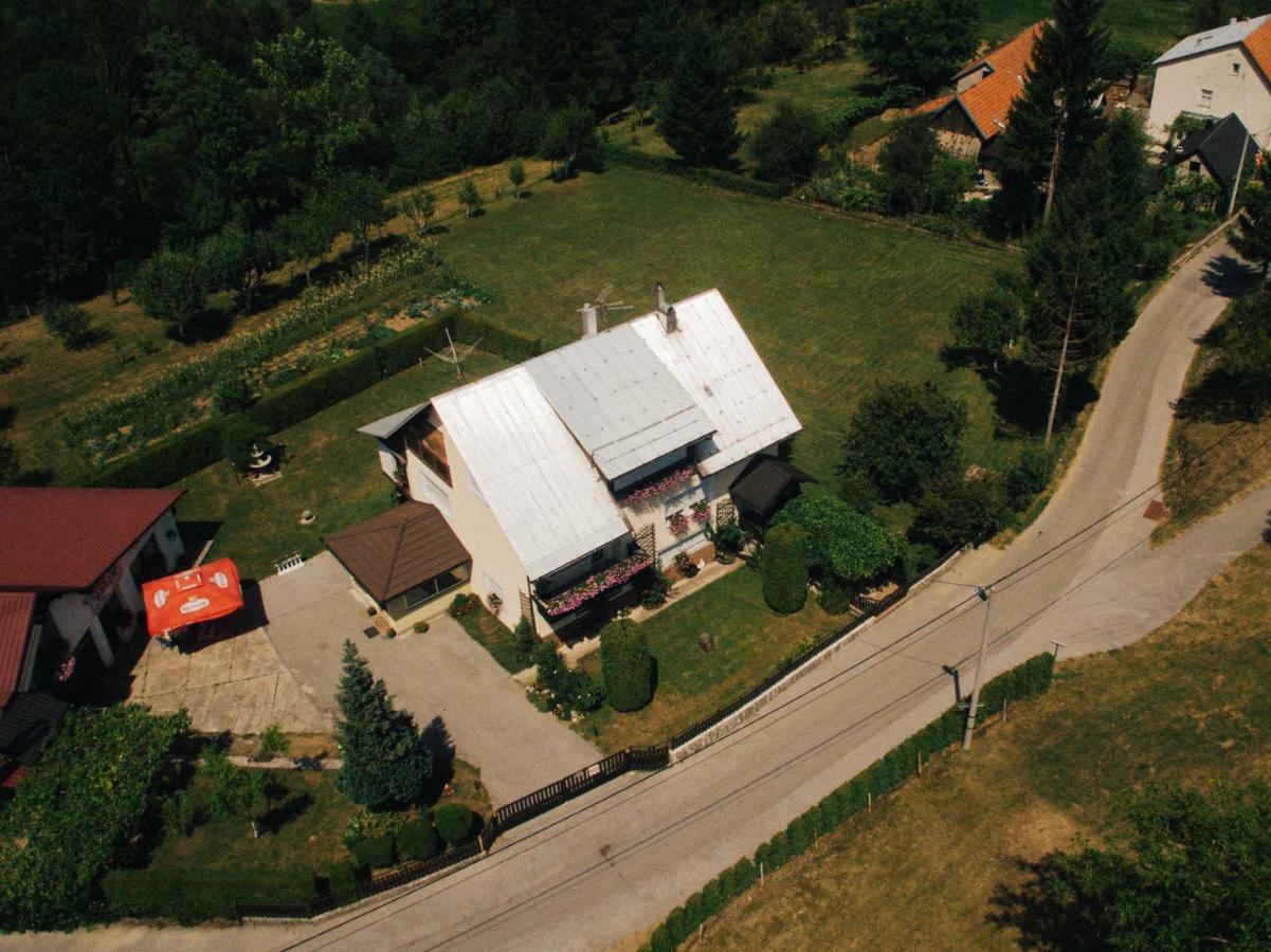 Apartman Belin Ogulin Buitenkant foto